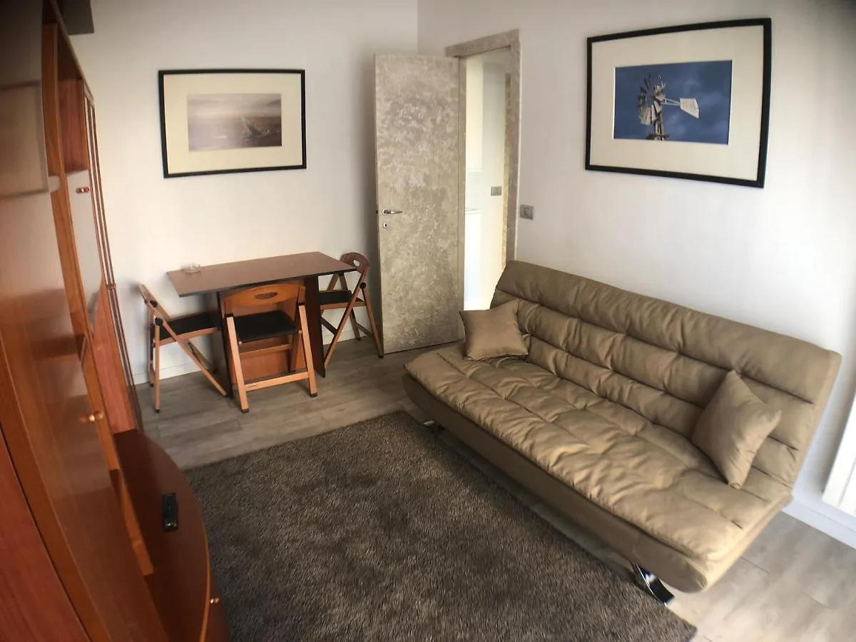 Cozyco Appartamento Corsico 0*,